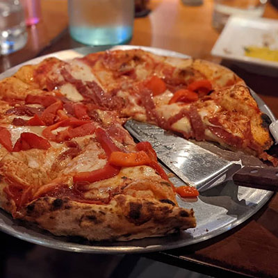 Pizza bar clearance near me
